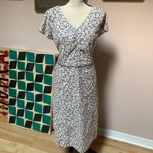 Boden Cotton Summer Floral Taupe and White Dress sz 16L